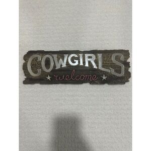 Cowgirls Welcome Rustic Wall Sign Pink Rope Silver Mirror Letters